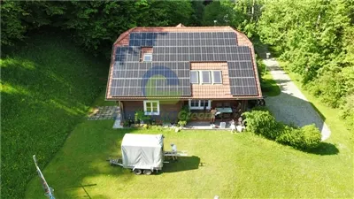 Buaicphointí Longsun Green Ag ardú Fás Domhanda Gréine Fuinnimh, Ag Téim ar Dheiseanna Margaidh